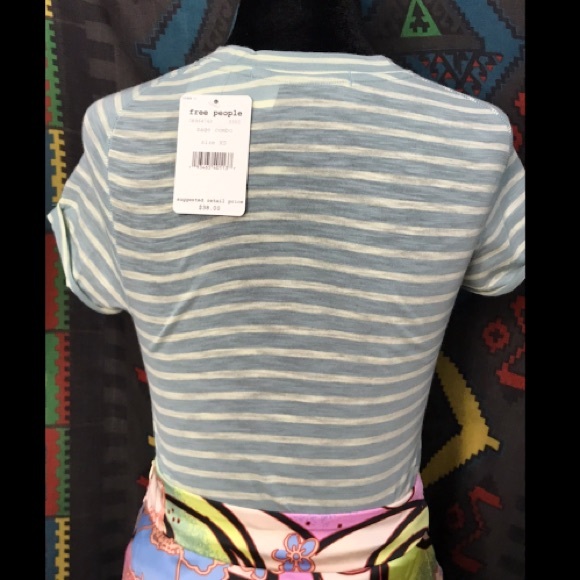 NEW FREE PEOPLE top - Picture 3 of 4